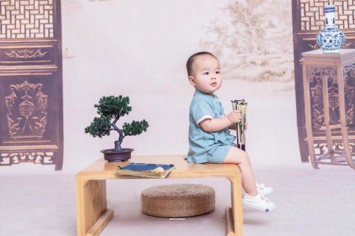 包头宝宝头睡扁了